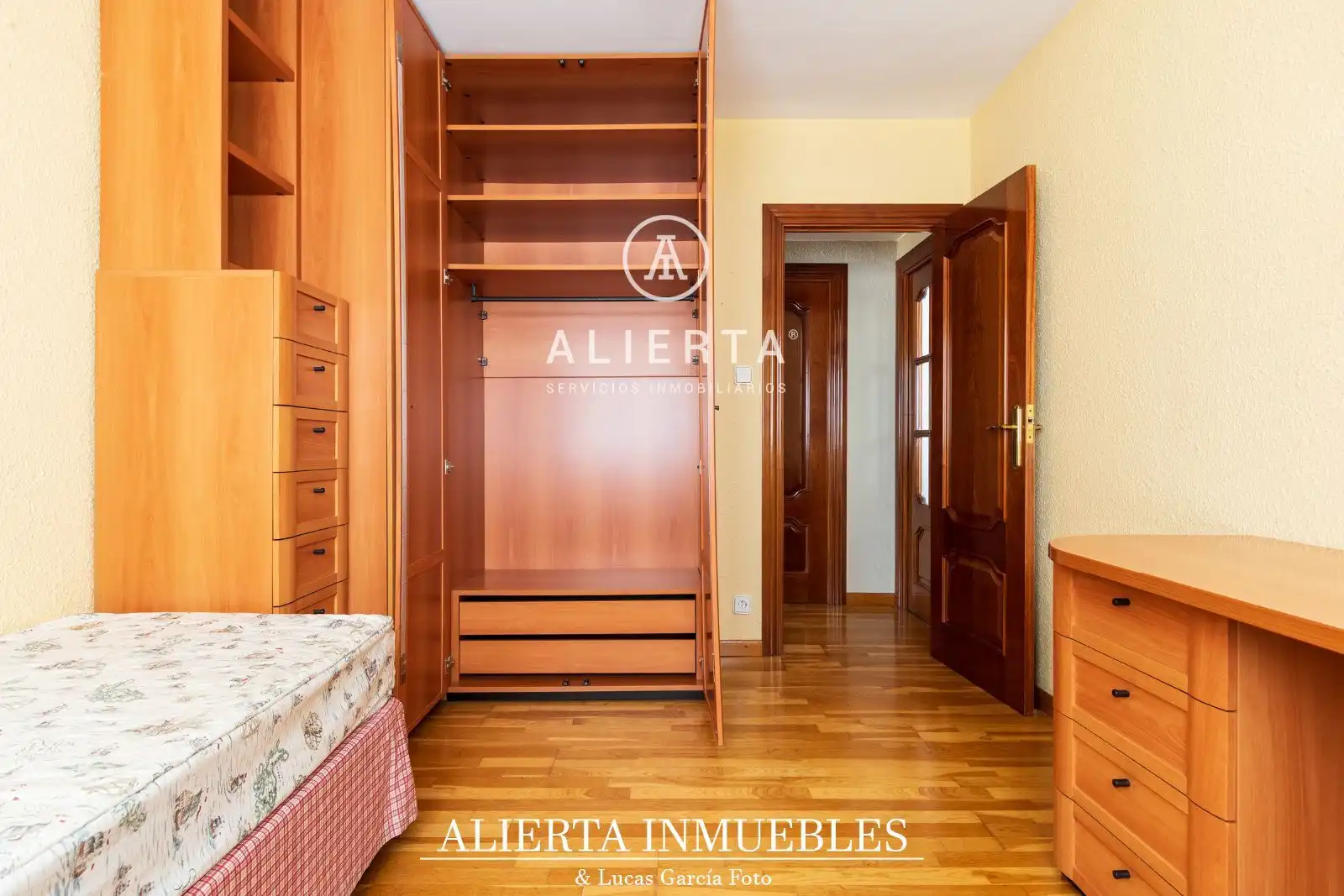 Ático en venta en Cataluña, Avda. Cataluña