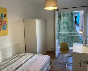 Apartment to share in Collblanc