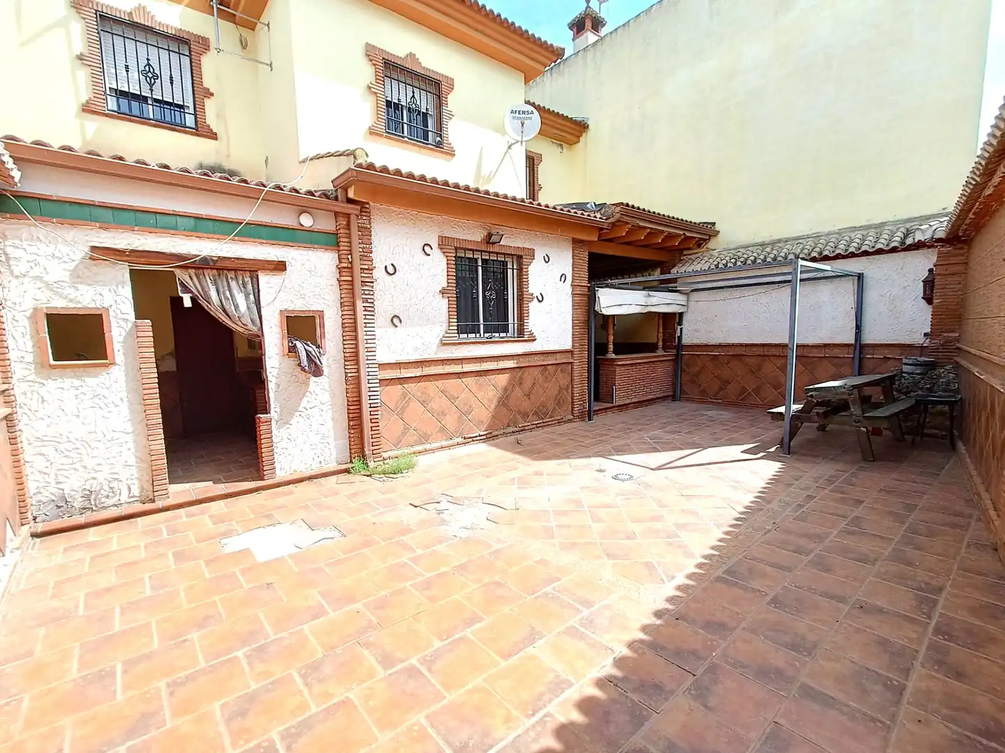 Garden of Houses for sale in Chauchina