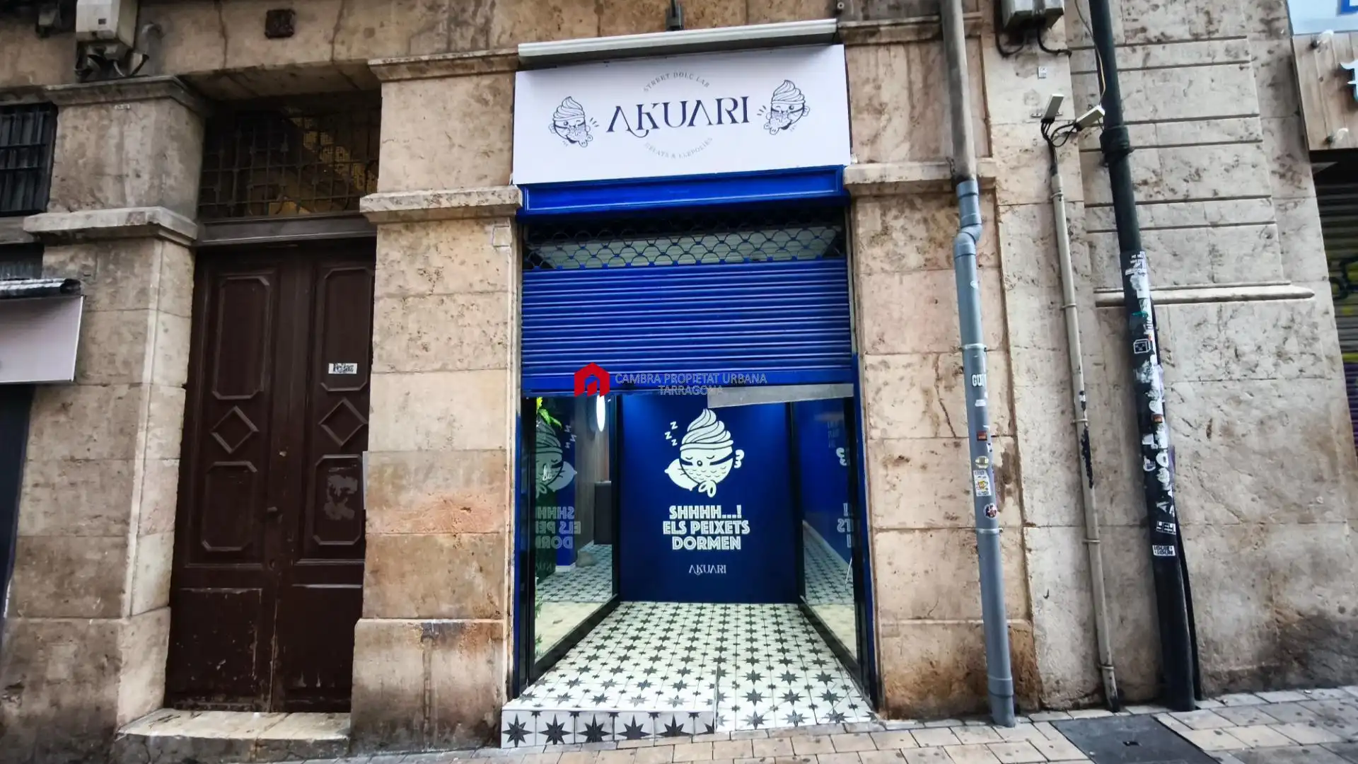 Local de lloguer en Eixample