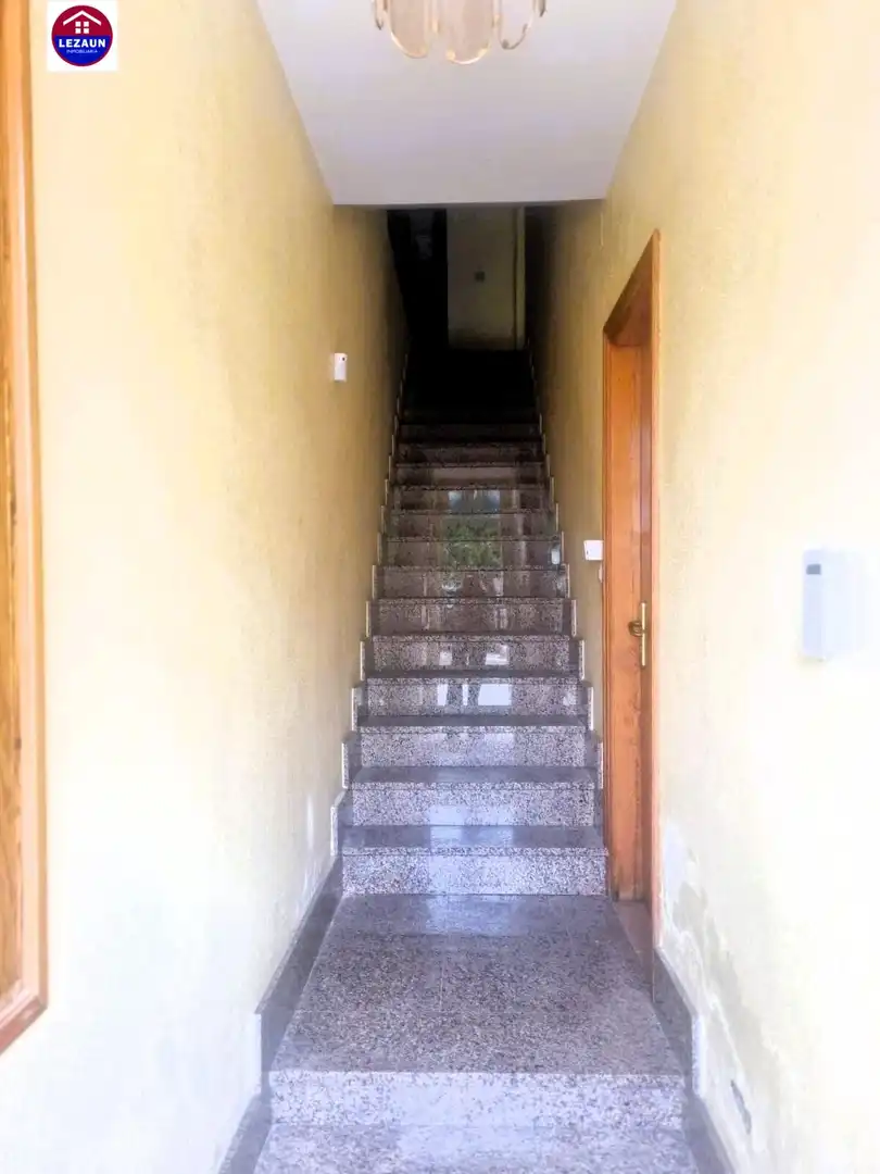 Edificio en venta en Andosilla