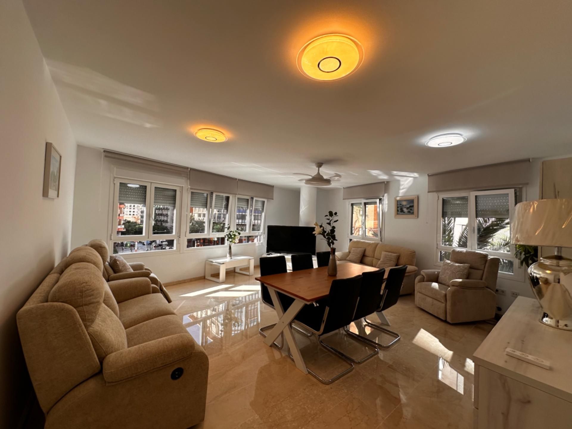 Dining room of Flat to rent in Alicante / Alacant  with Air Conditioner and Heating