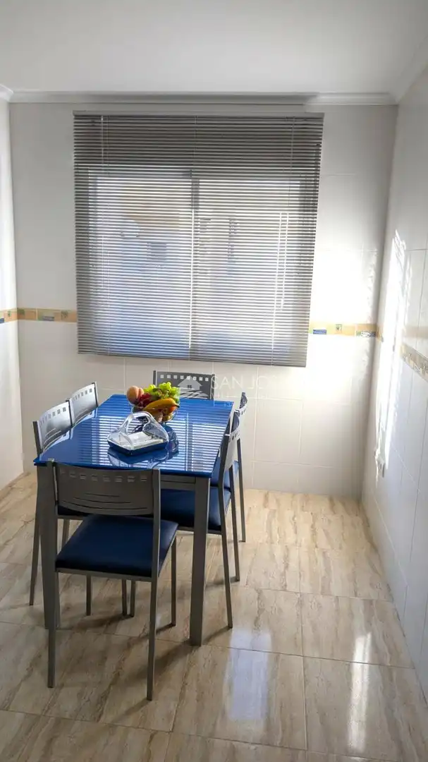 Cocina de Piso en venta en Novelda con Parquet y Amueblado