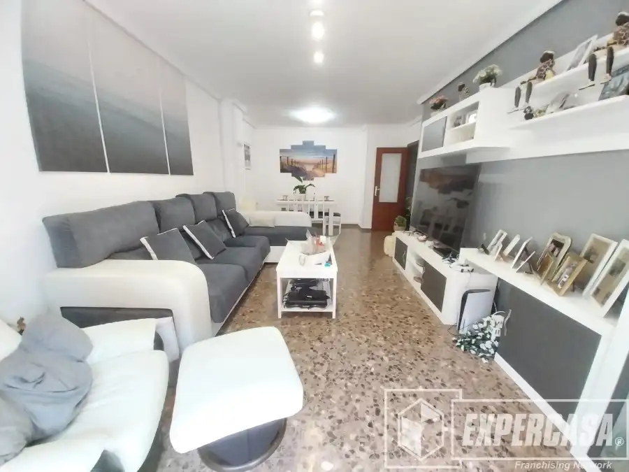 Piso con ascensor en venta en Zona Avenida al Vedat