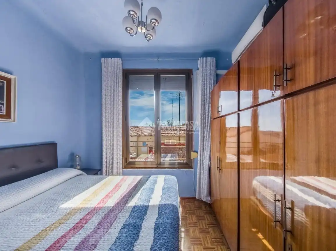 Habitación de Piso en venta en Madrid con Aire acondicionado, Terraza y Balcón