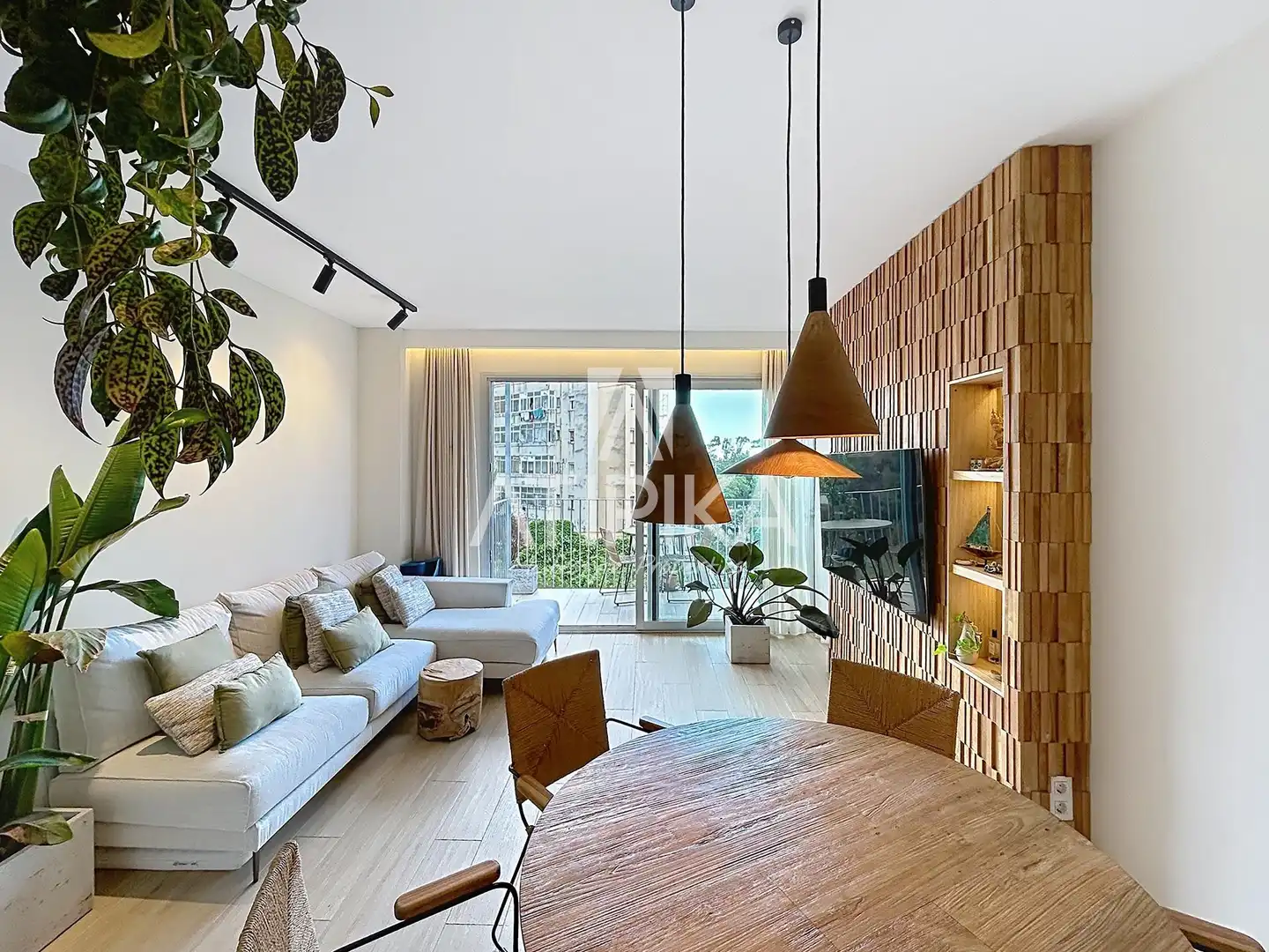 Living room of Flat for rent in Barcelona  with Air Conditioner, Parquet flooring and Terrace