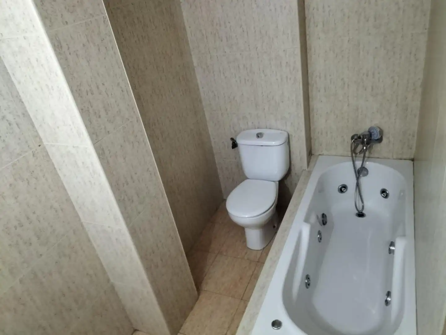 Badezimmer von Wohnung zum Verkauf in Madrid
