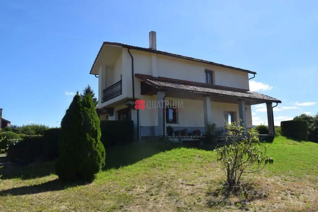 Casa o xalet en venda a Chantada, A Baña