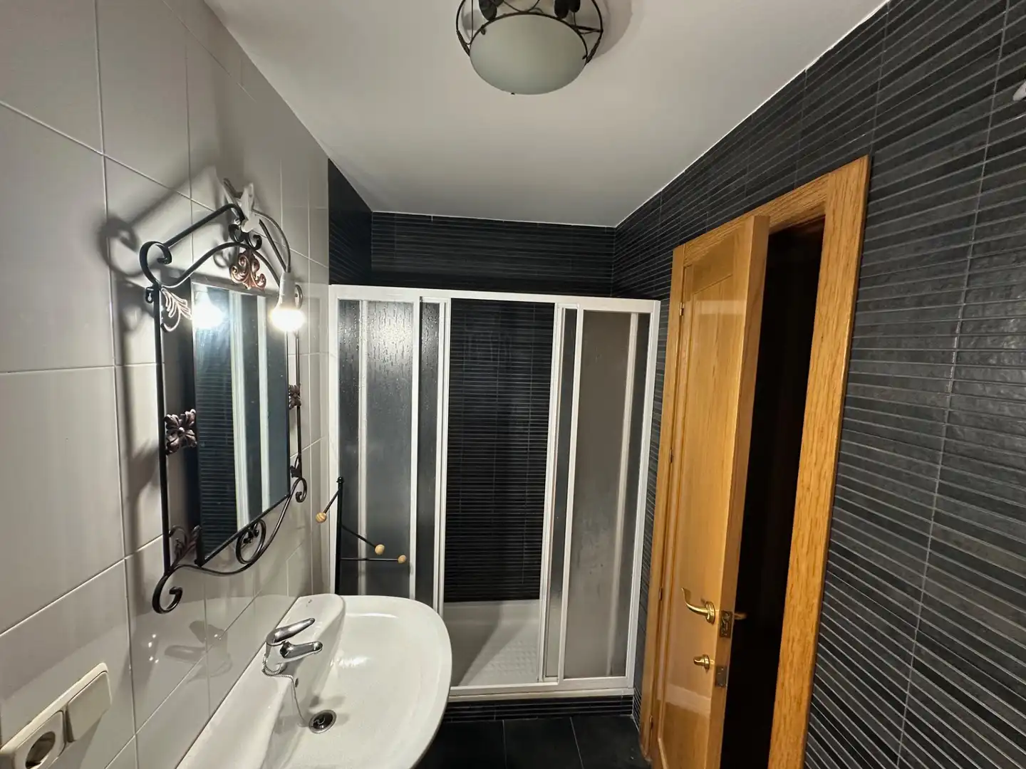 Baño de Piso en venta en Jaén con Aire acondicionado, Calefacción y Trastero