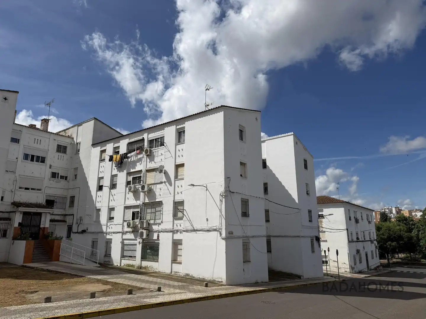 Vista exterior de Piso de alquiler en Badajoz con Aire acondicionado, Calefacción y Amueblado