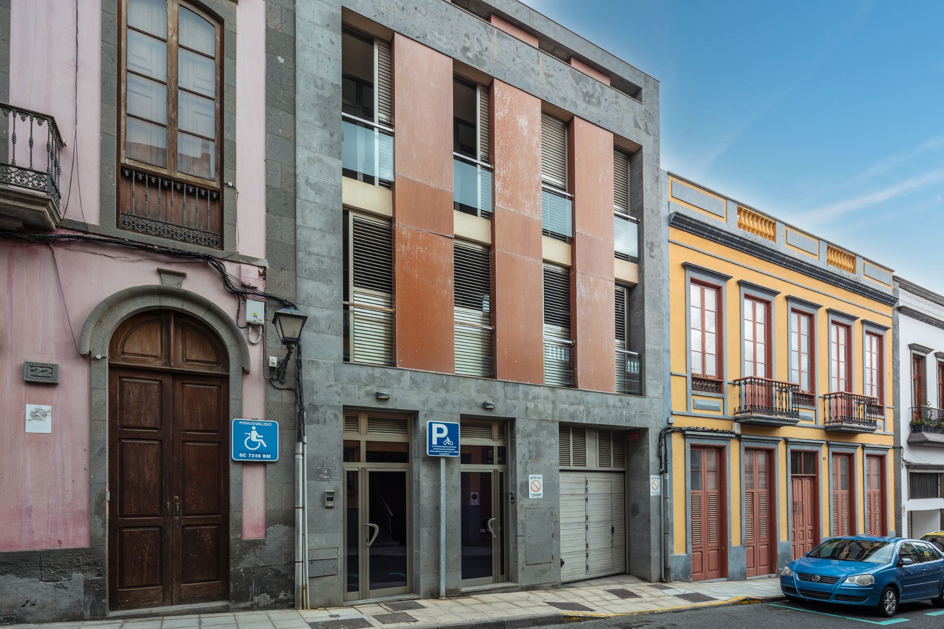 Vista exterior de Casa adosada en venta en Las Palmas de Gran Canaria con Aire acondicionado y Terraza