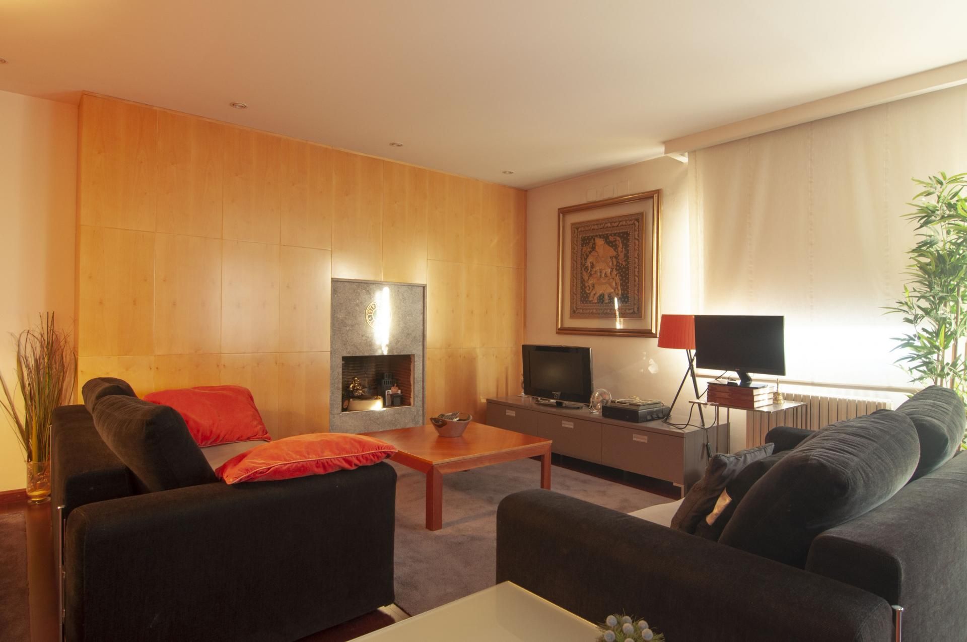 Living room of Flat for sale in  Lleida Capital  with Air Conditioner, Heating and Furnished