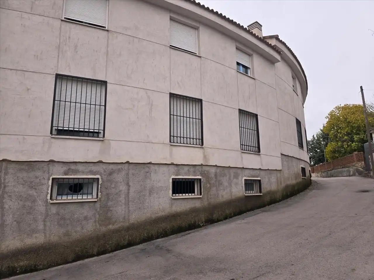 Exterior view of Single-family semi-detached for sale in Pezuela de las Torres
