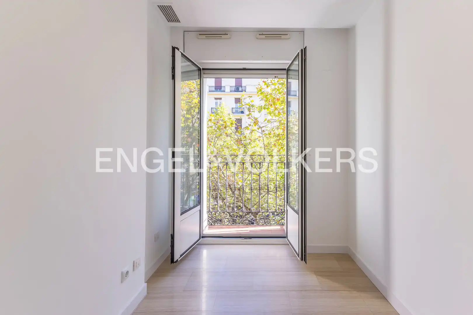 Terraza de Piso en venta en Moncloa - Aravaca