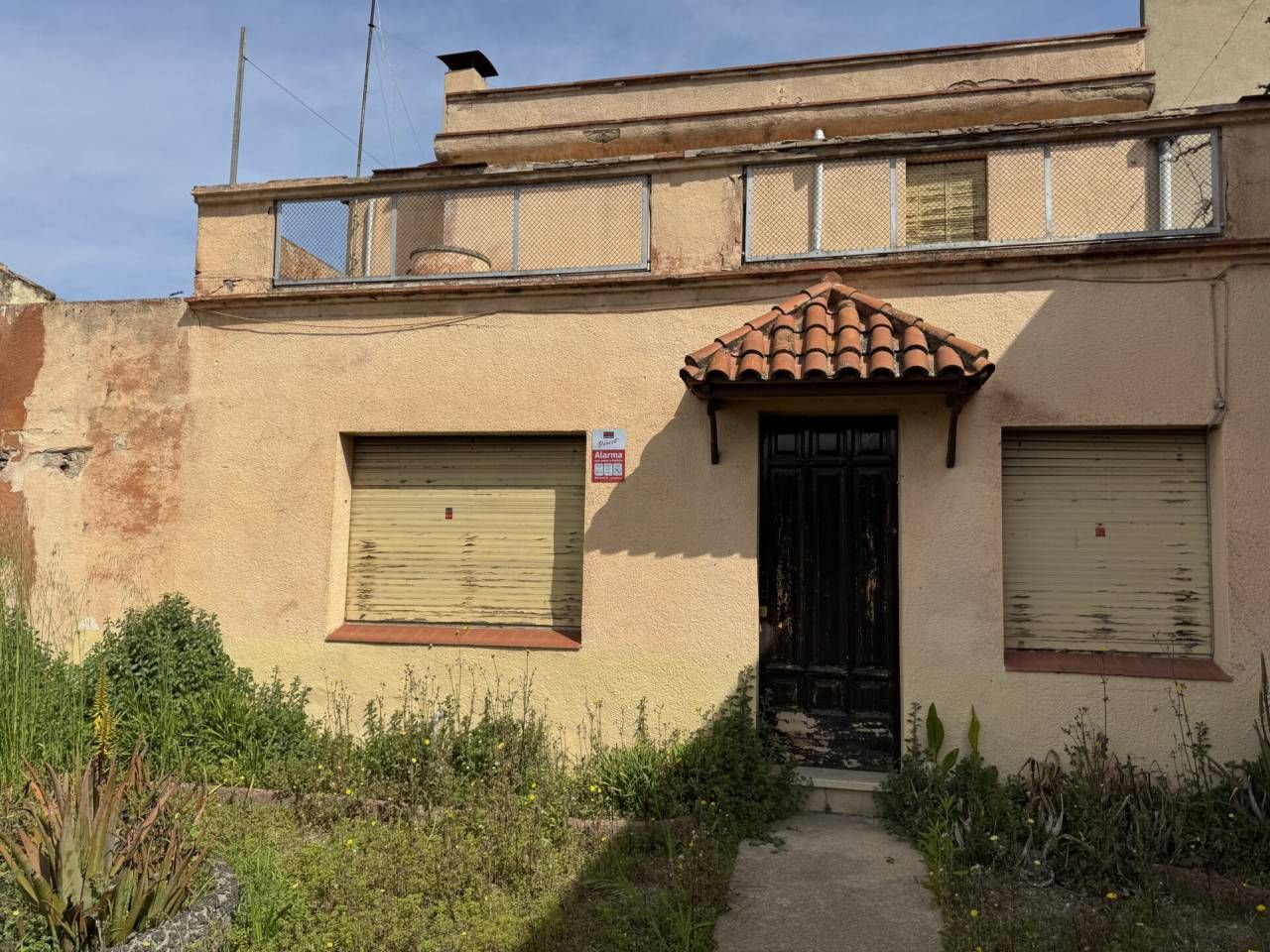 Vista exterior de Casa o xalet en venda en Cassà de la Selva amb Calefacció, Jardí privat i Terrassa
