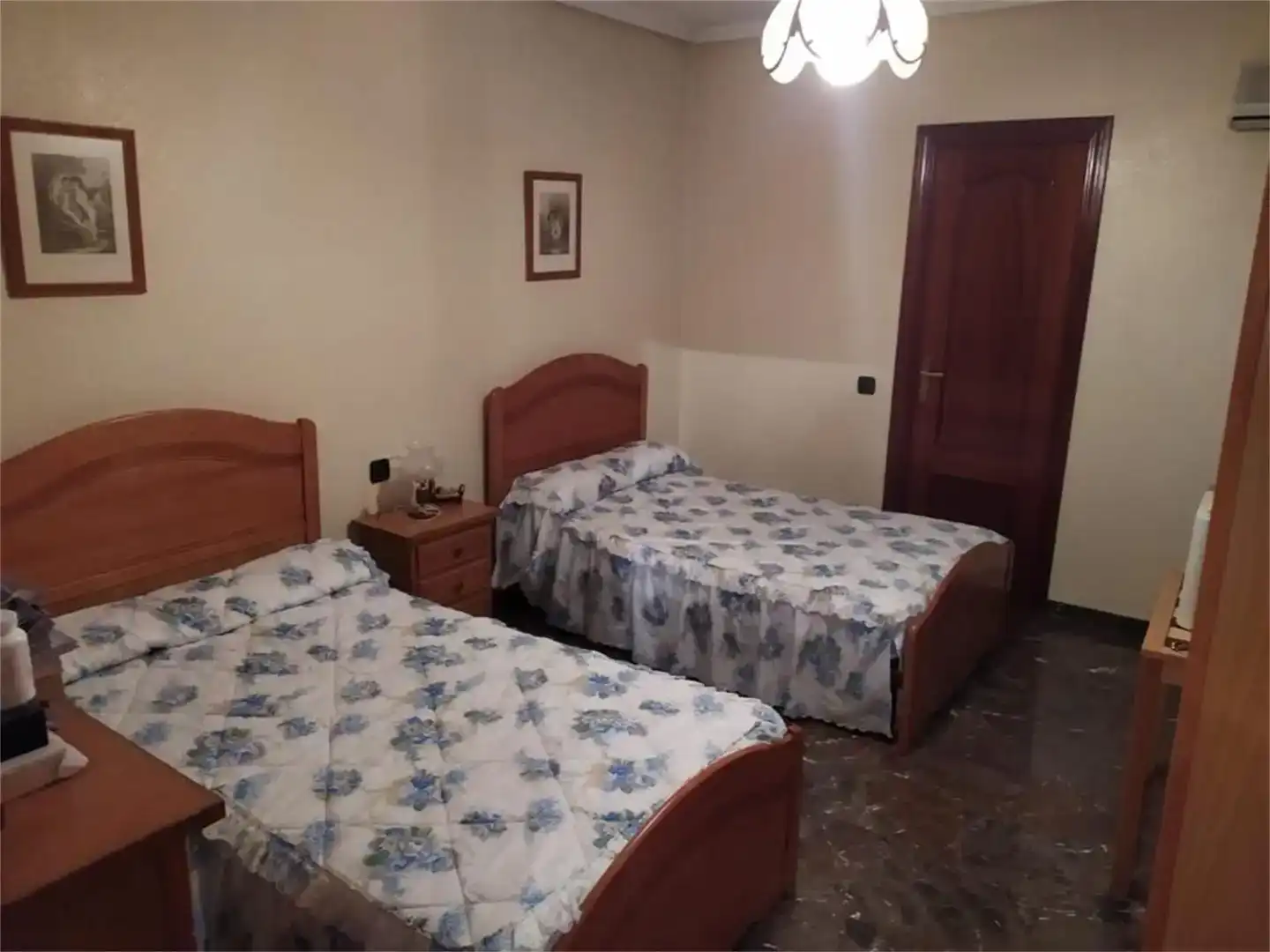 Habitación de Casa adosada en venta en Bailén con Aire acondicionado y Balcón