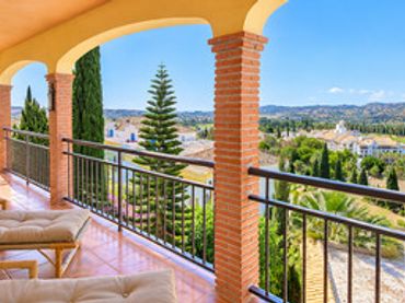 Apartamento con piscina en venta en Mijas Golf