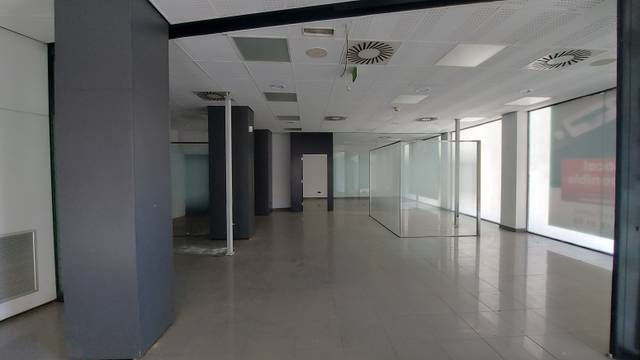 Local comercial en Alquiler en Logroño - Marques de Murrieta en Juzgados