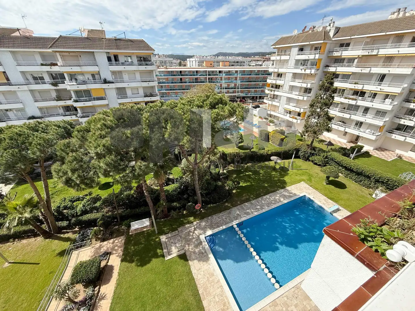Piscina de Piso en venta en Lloret de Mar con Calefacción, Balcón y Piscina comunitaria