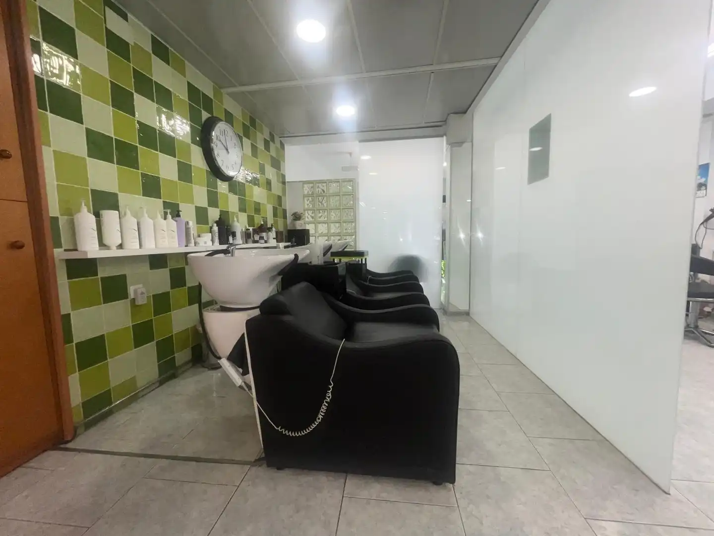 Local en venta en Calle de Lorenzo Ferreira, Santa Rosa - Valdeolleros