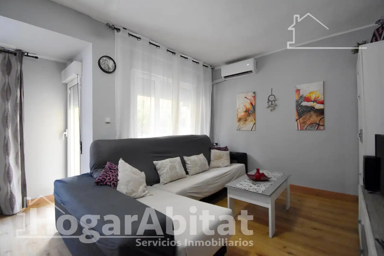 Living room of Flat for sale in Oliva  with Air Conditioner, Heating and Terrace