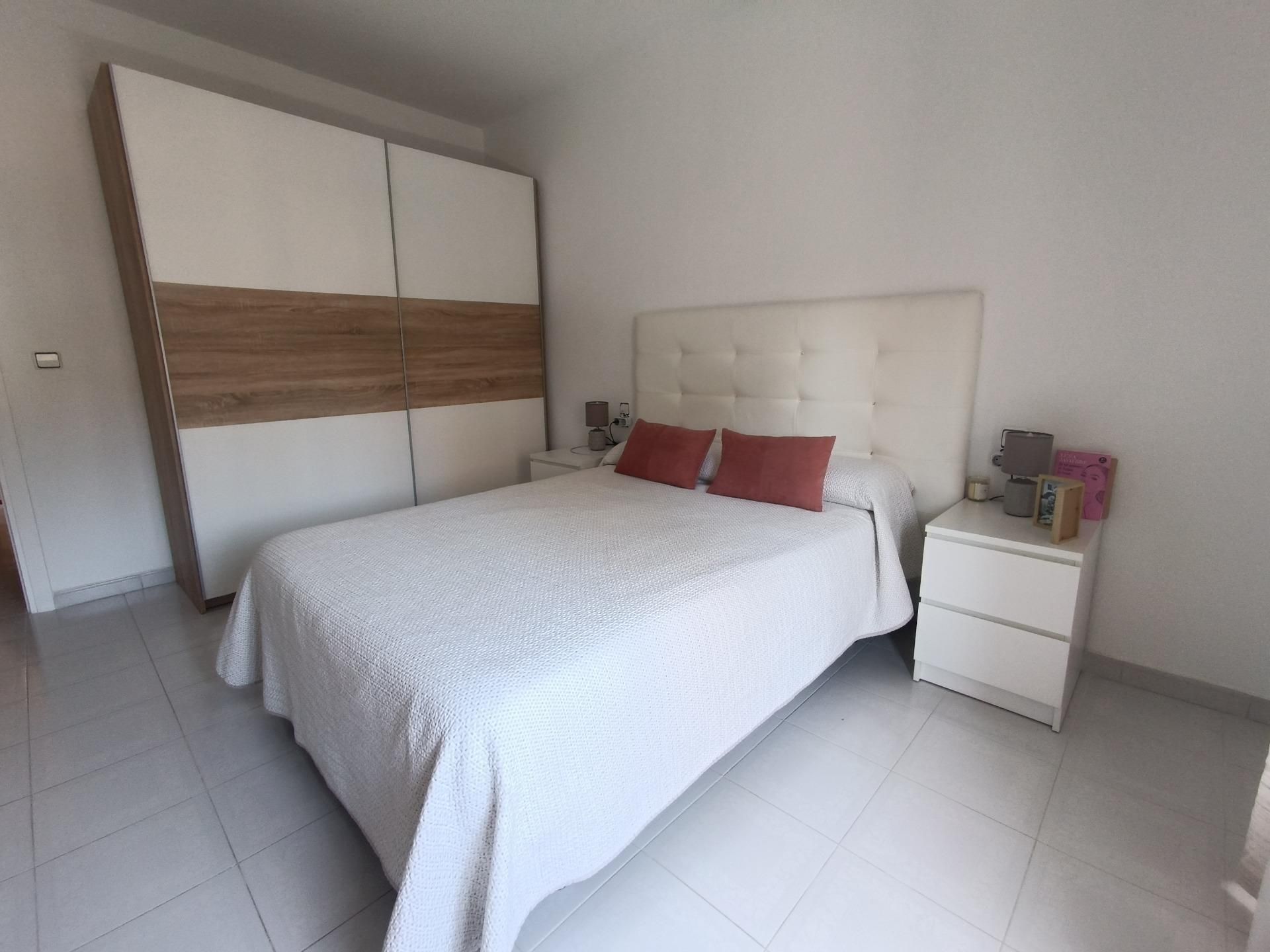 Dormitori de Apartament en venda en Águilas