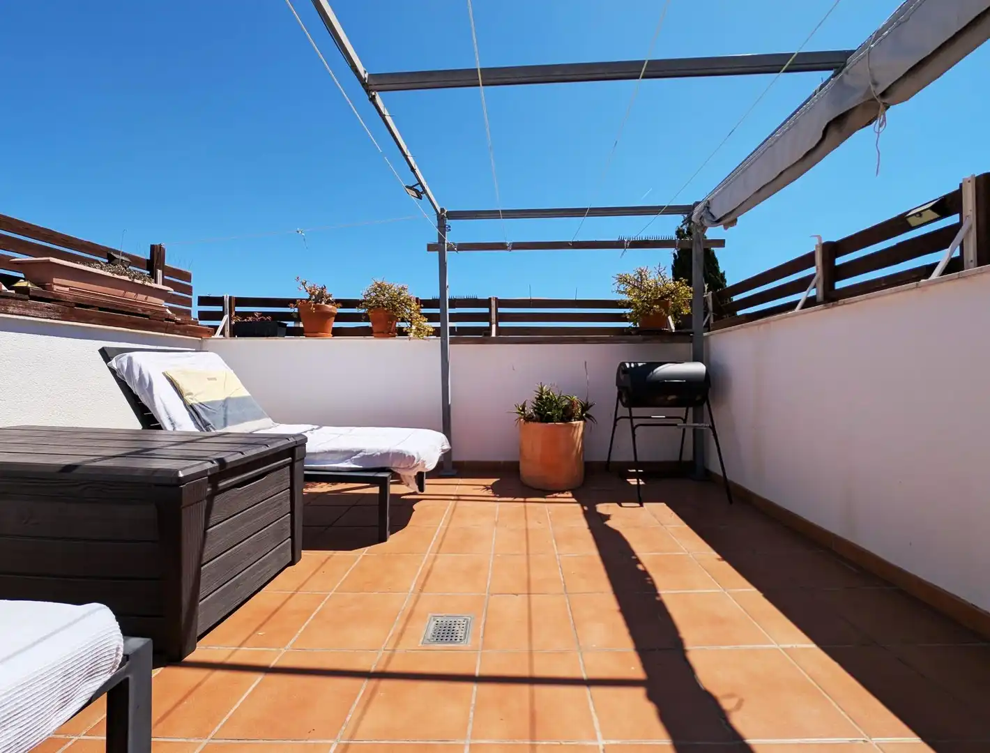 Terrasse von Dachboden zum Verkauf in Vilanova i la Geltrú mit Klimaanlage, Heizung und Parkett