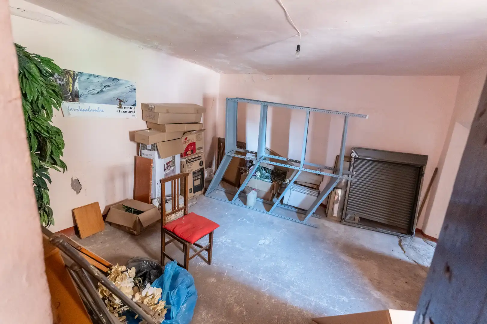 Houses for sale in Illueca  with Private garden, Terrace and Balcony