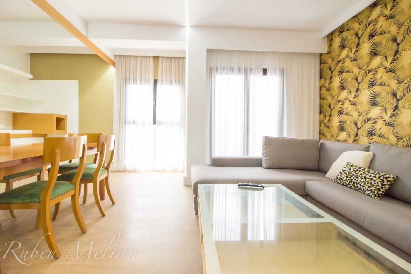 Living room of Flat to rent in Las Palmas de Gran Canaria  with Air Conditioner, Heating and Balcony