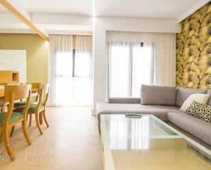 Living room of Flat to rent in Las Palmas de Gran Canaria  with Air Conditioner, Heating and Balcony