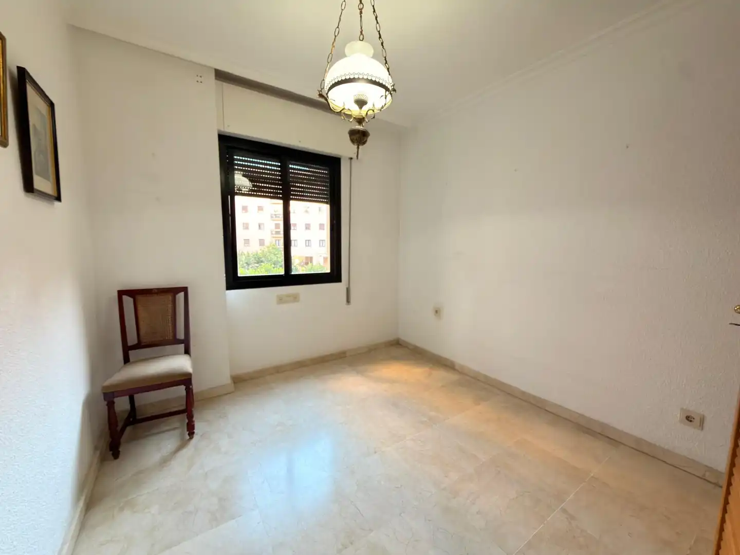 Habitación de Piso en venta en Huelva con Amueblado, Horno y Lavadora