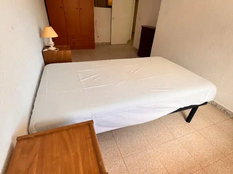 Habitación de Local en venta en Ribafrecha
