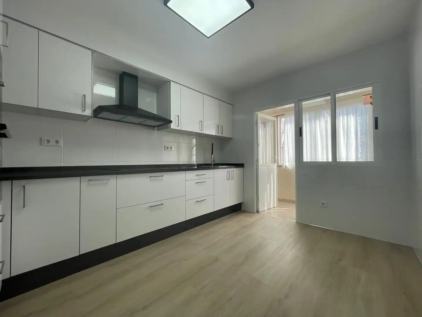 Kitchen of Flat for sale in Ferrol  with Oven, Washing machine and Microwave