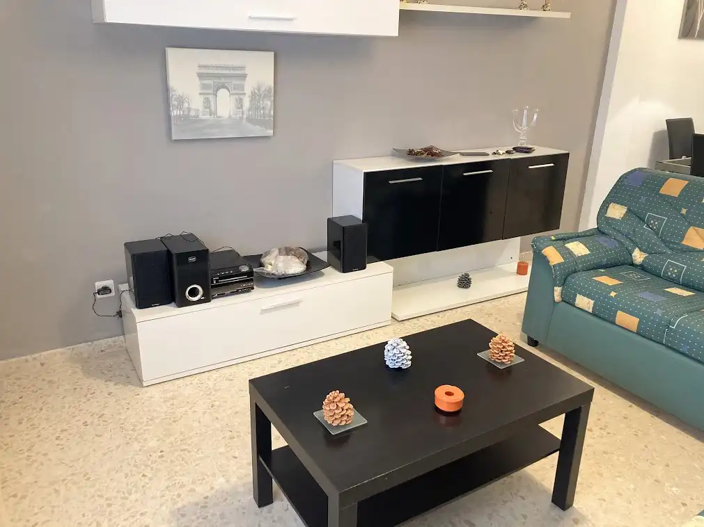 Wohnzimmer von Wohnung zur Miete in Los Barrios mit Möbliert