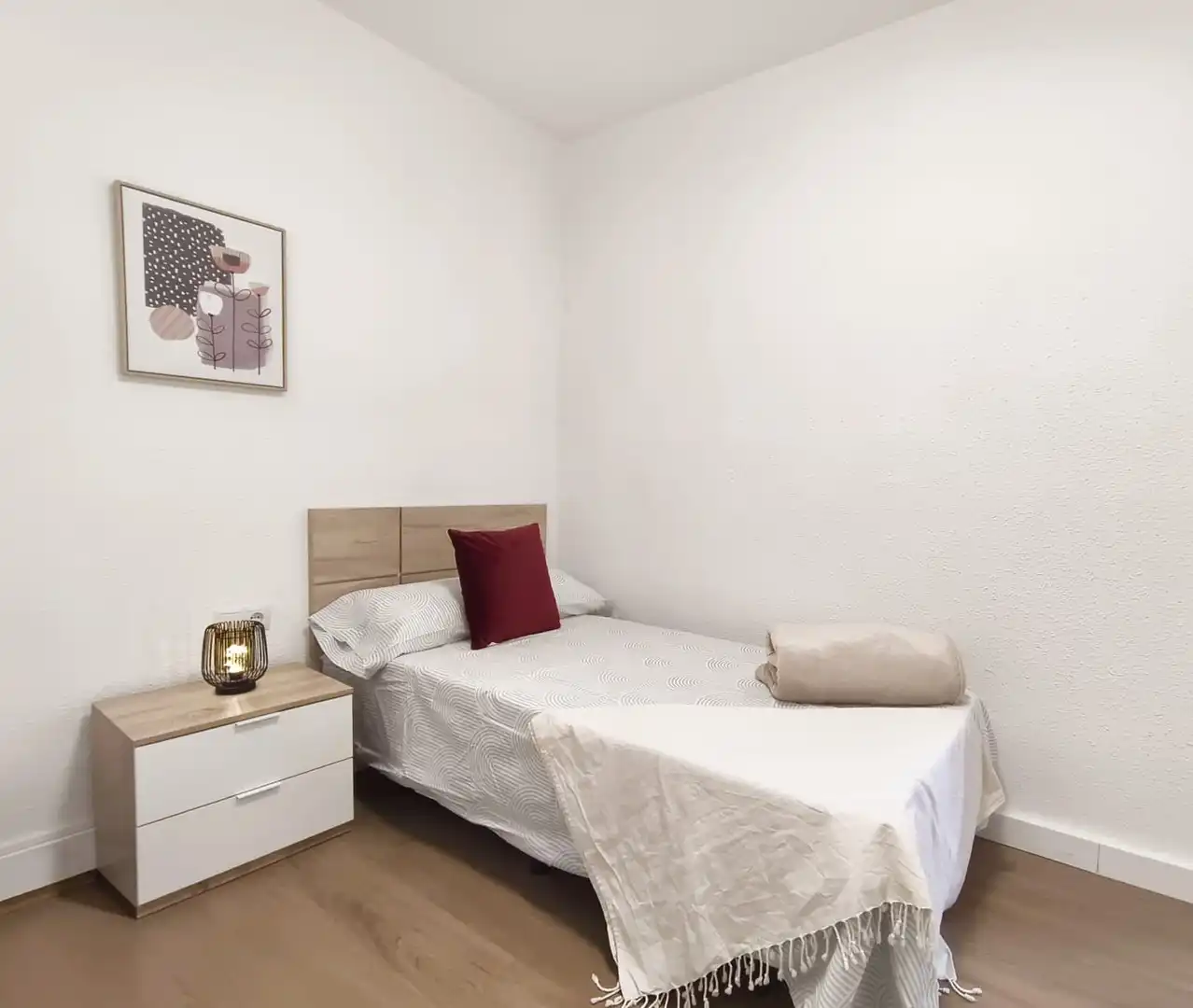 Bedroom of Flat for rent in Castellón de la Plana / Castelló de la Plana  with Furnished, TV and Internet