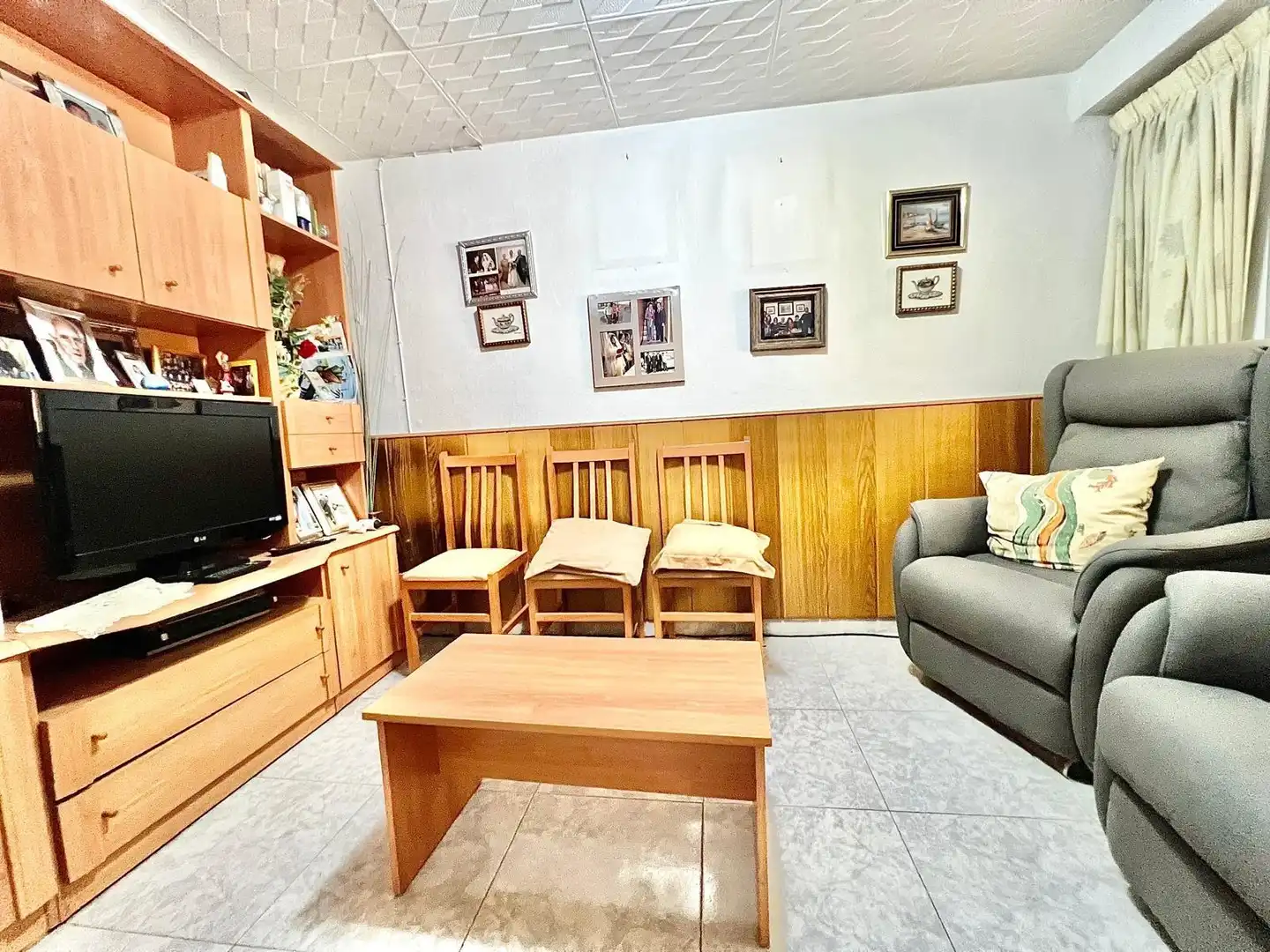 Sala d'estar de Casa o xalet en venda en Riba-roja d'Ebre amb Aire condicionat, Calefacció i Terrassa