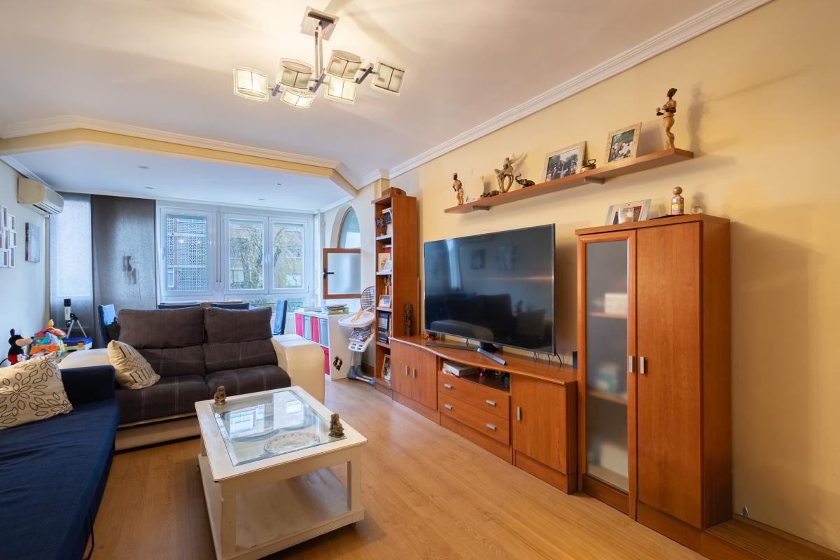 Pis en venda a C. Río Segre, Suroeste - Zona Hospital