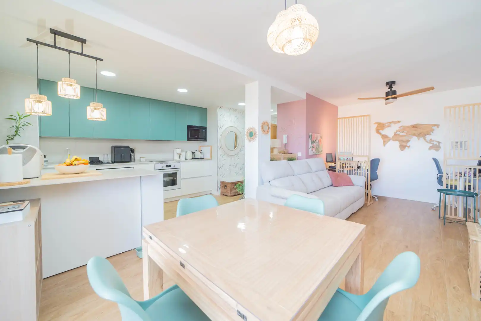 Comedor de Piso en venta en Suroeste - Zona Hospital