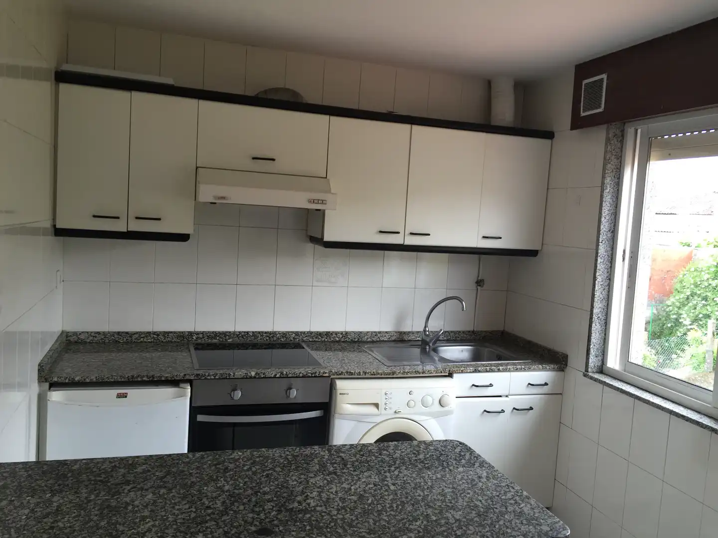 Kitchen of Flat for rent in Santiago de Compostela   with Furnished