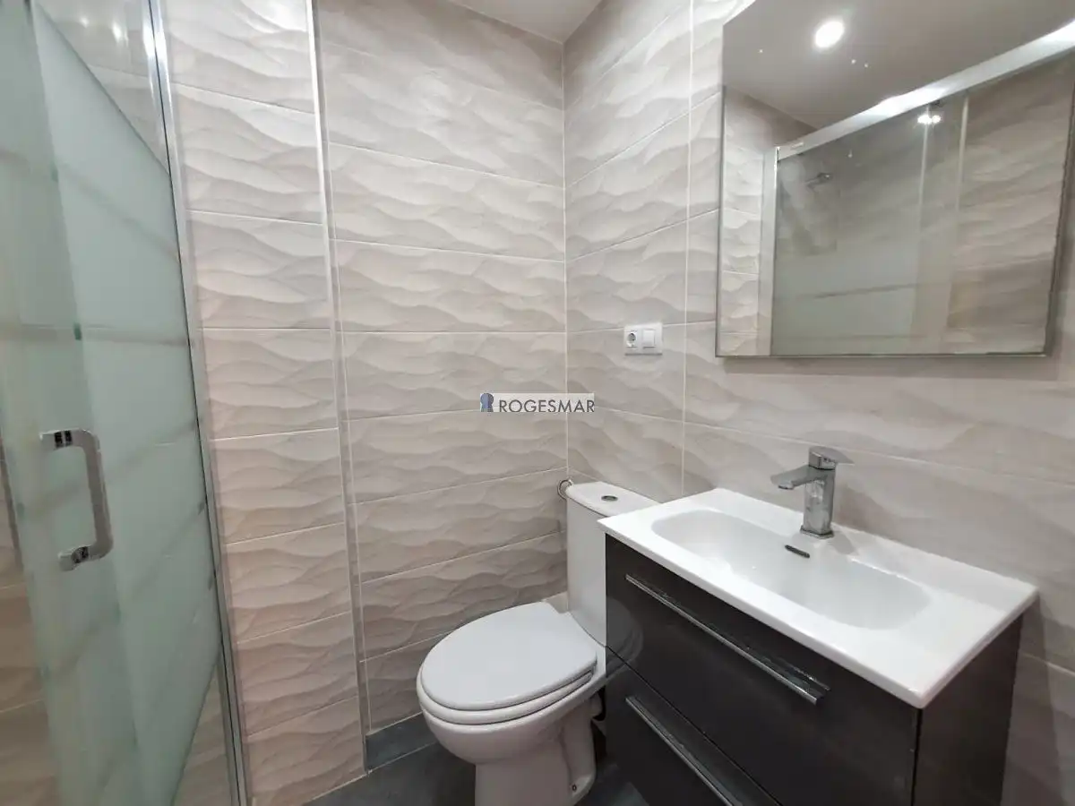 Badezimmer von Wohnungen zum Verkauf in Benicasim / Benicàssim mit Gemeinschaftspool