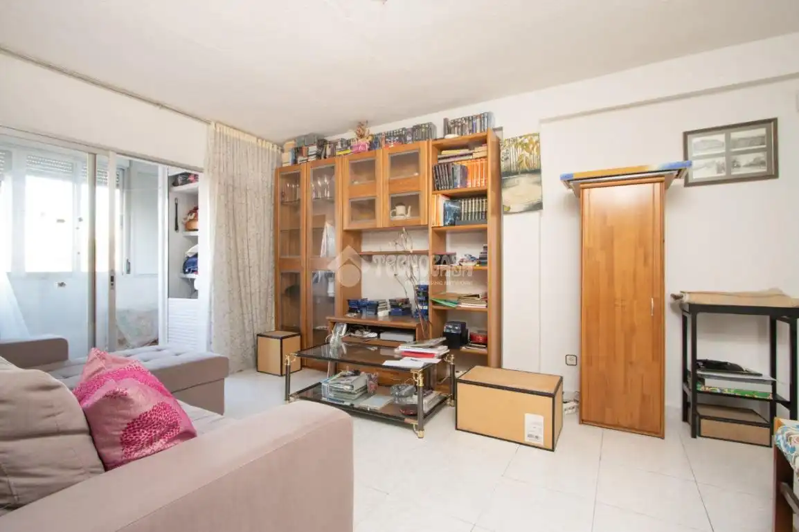 Living room of Flat for sale in Alcalá de Henares