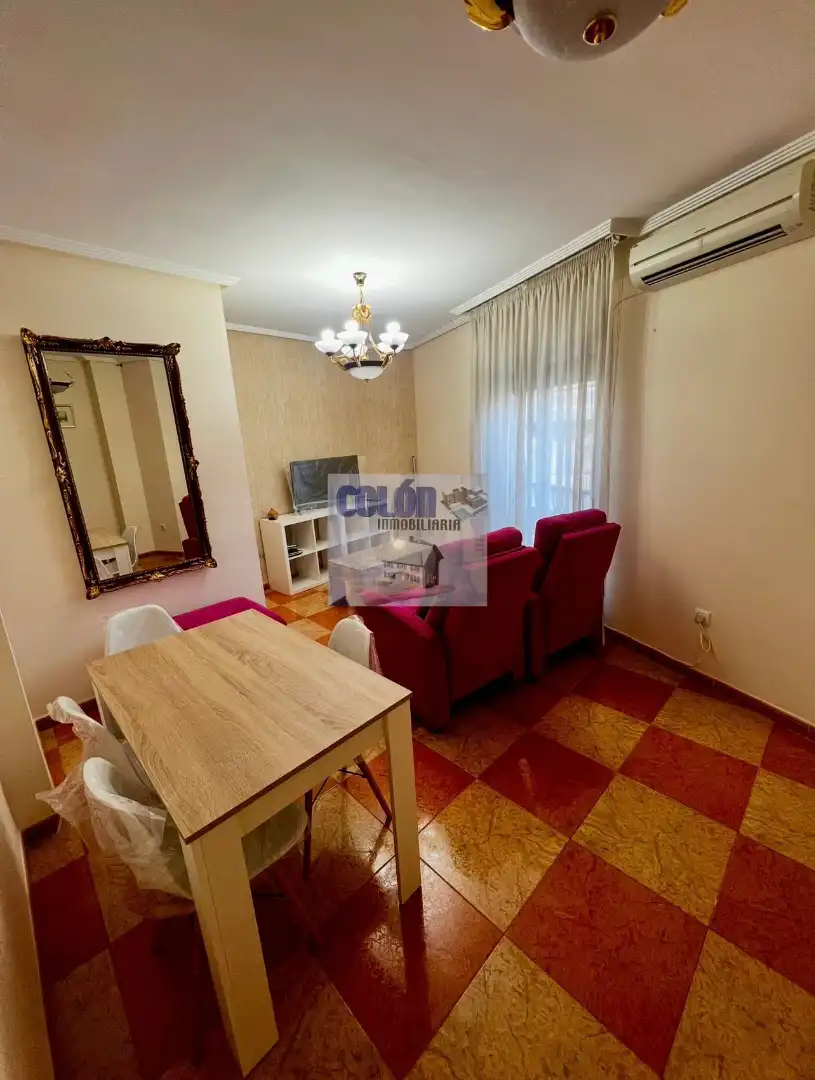 Piso con ascensor en venta en Martos