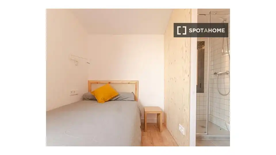 Flat to rent in Gràcia, imagen 3