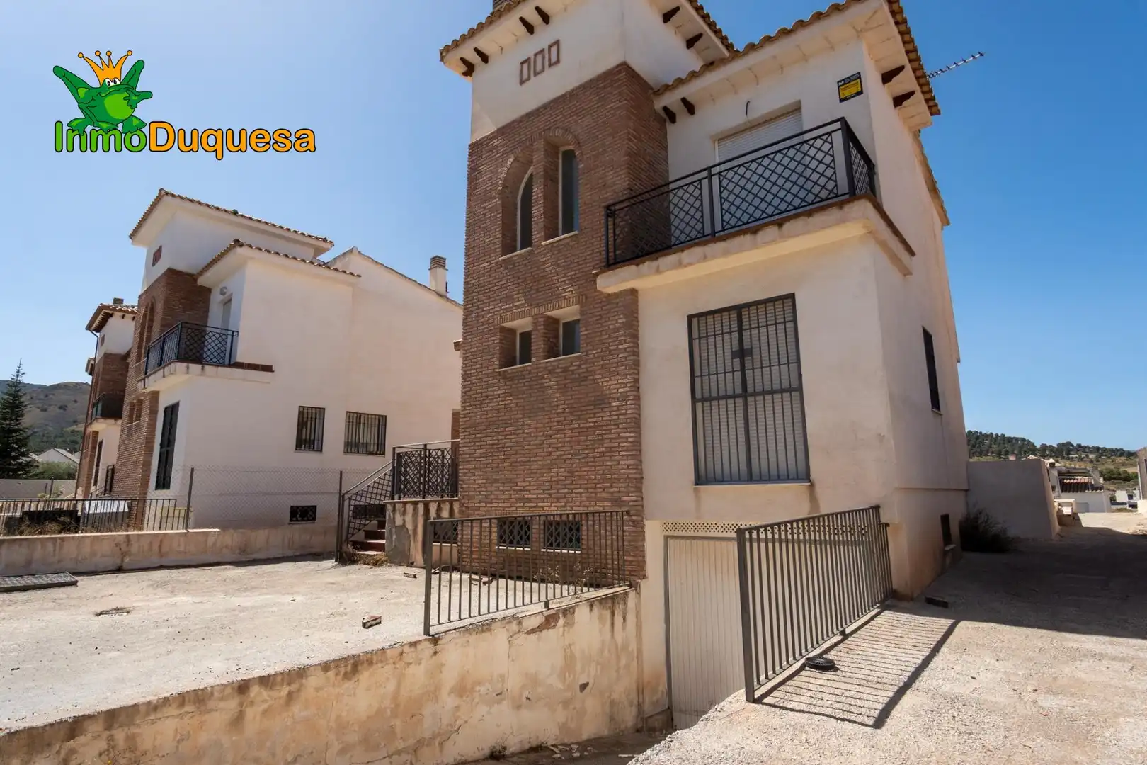 Exterior view of Houses for sale in Dílar  with Heating, Private garden and Terrace