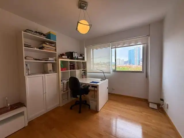Habitación de Piso de alquiler en Murcia con Aire acondicionado, Calefacción y Jardín privado