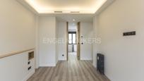 Apartment for sale in  Madrid Capital  with Air Conditioner, Heating and Terrace