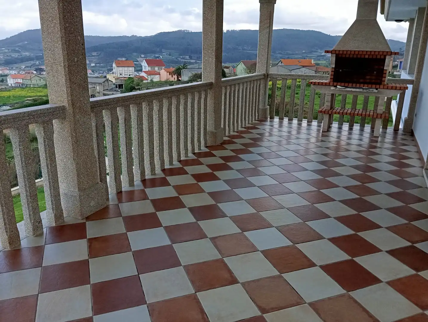 Terrace of Houses for sale in Carballo  with Heating, Furnished and Oven