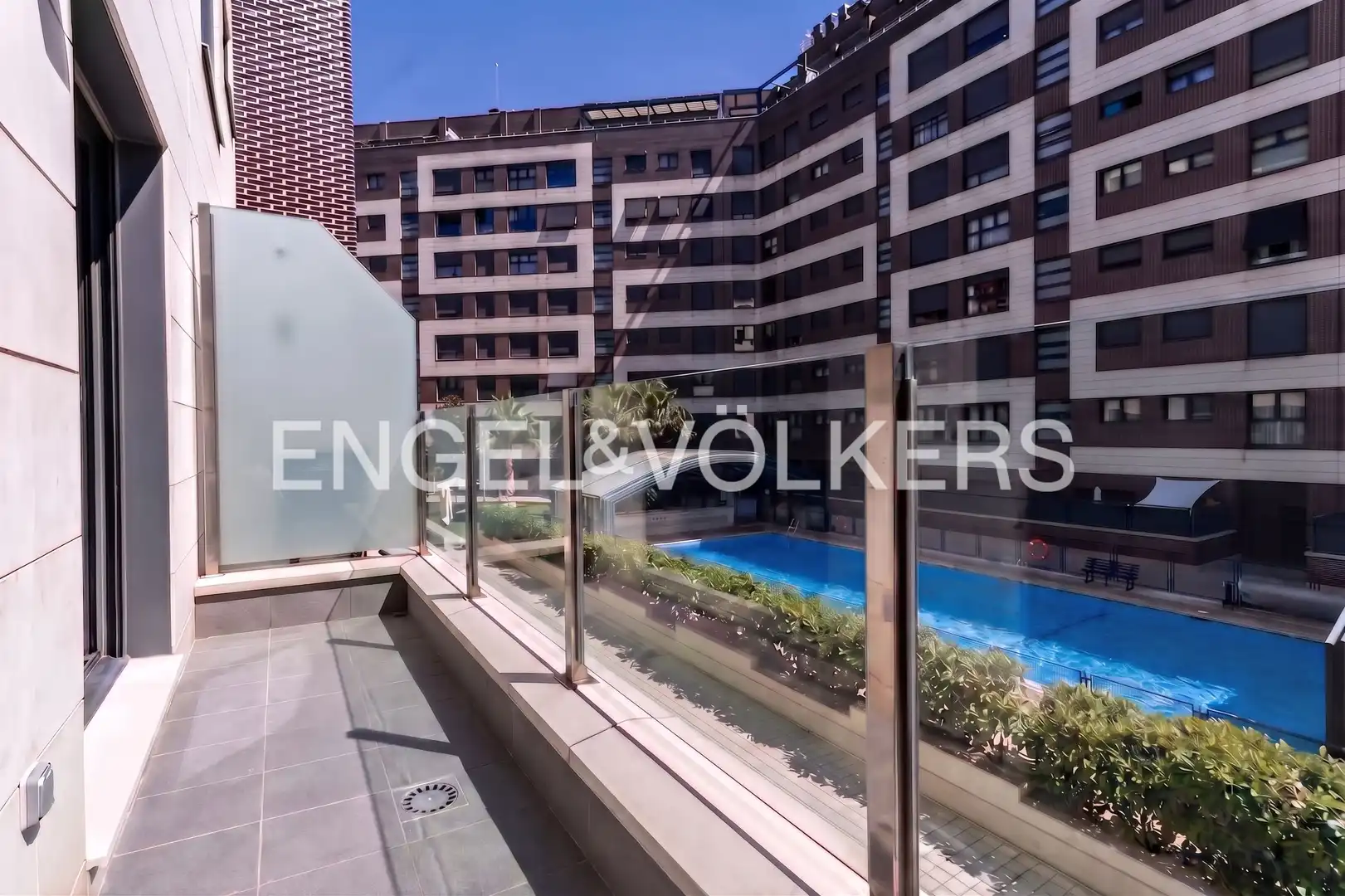 Flat for rent in Adelfas