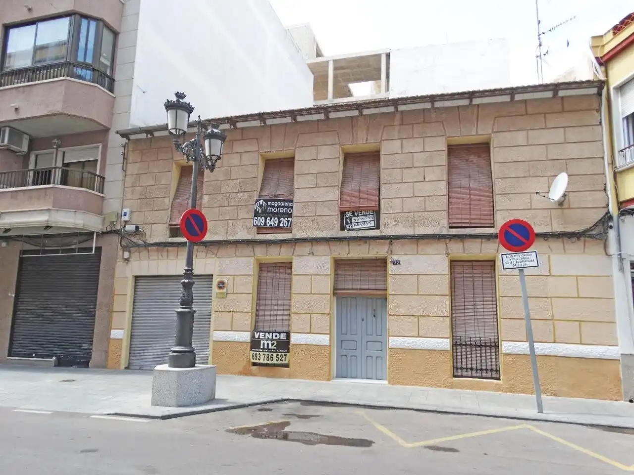 Haus zum Verkauf in Carrer Major