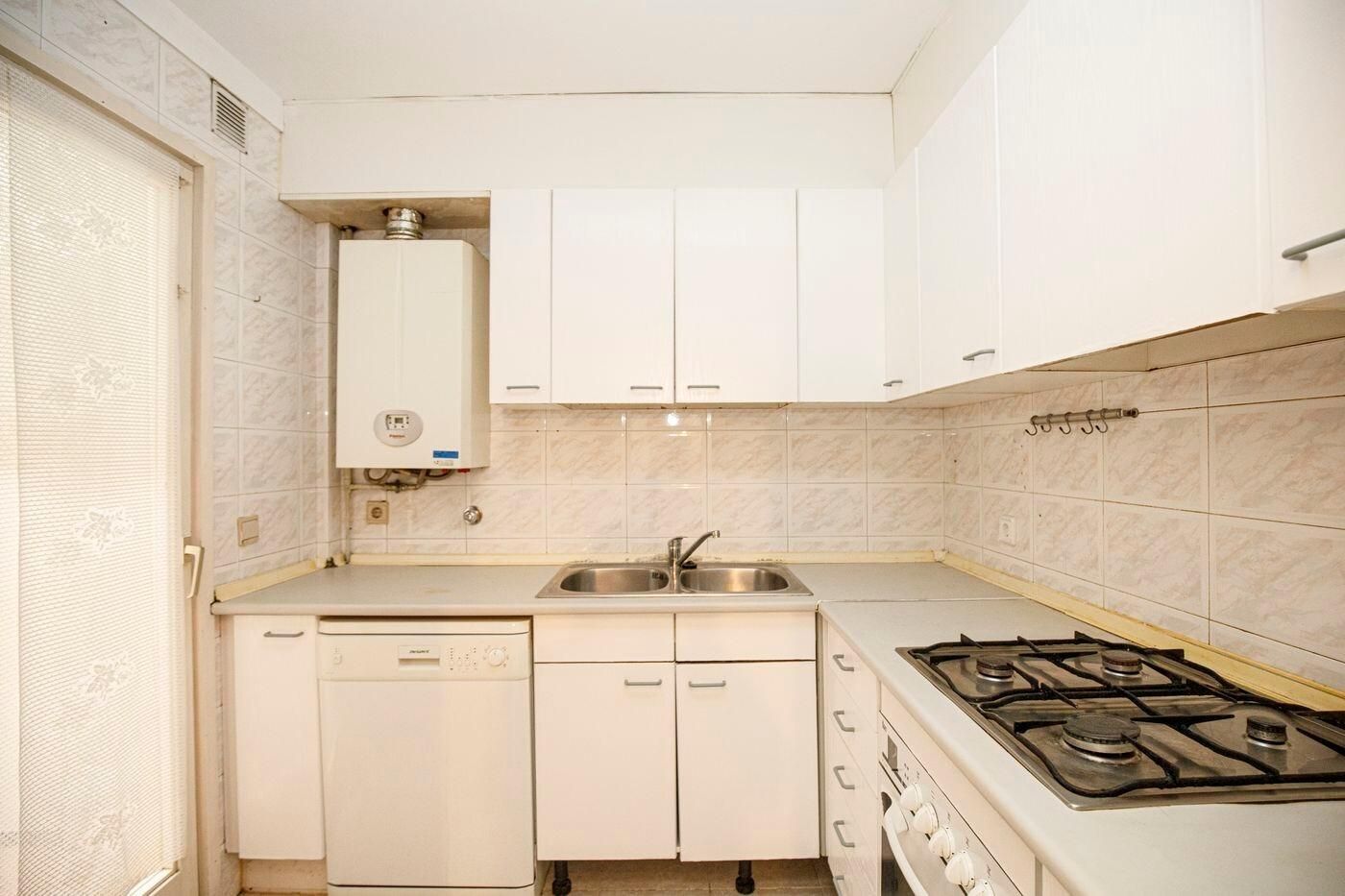 Cuina de Pis en venda en Figueres amb Aire condicionat i Balcó